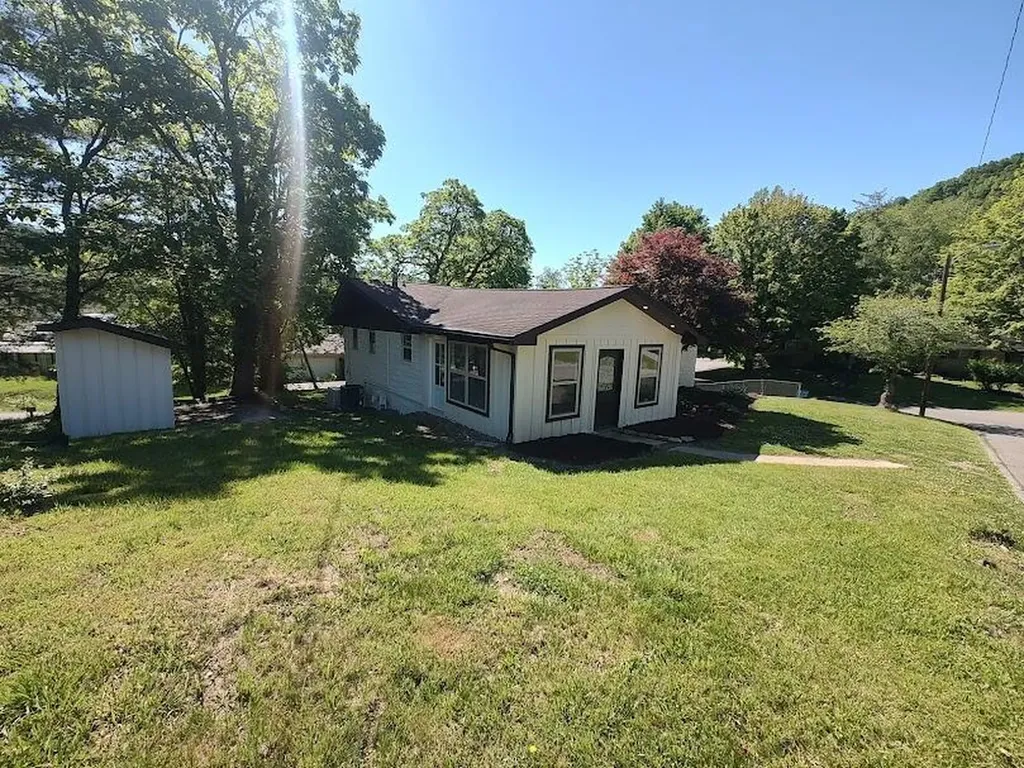 609 Crestview Lane Morehead KY 40351