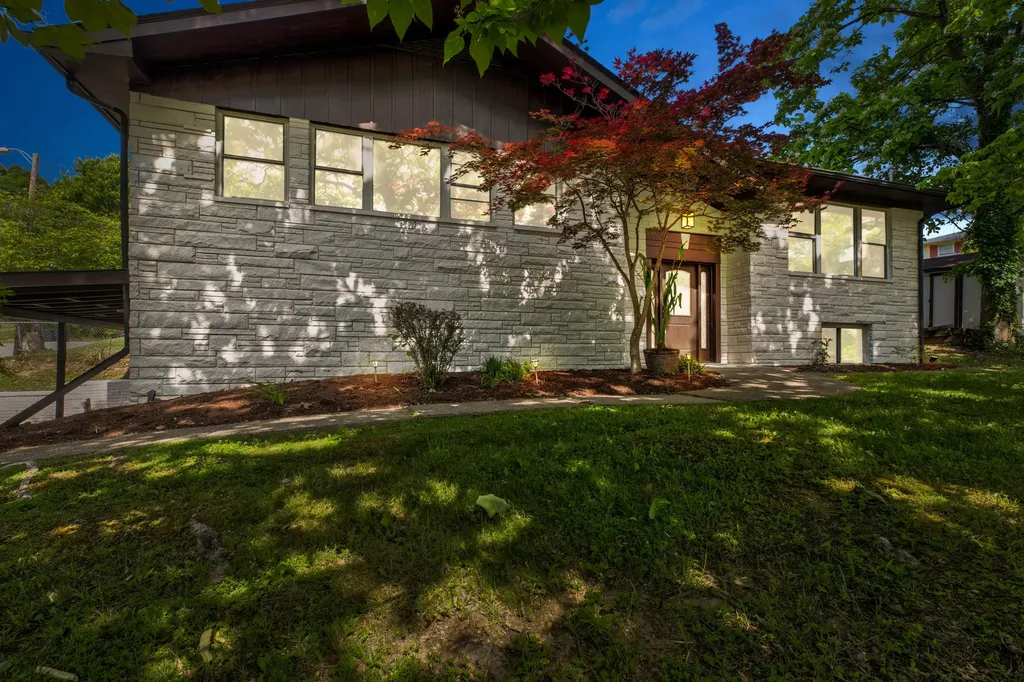 609 Crestview Lane Morehead KY 40351