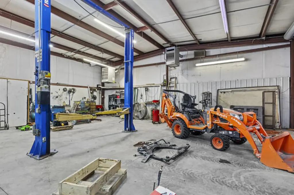 1015 Lexington Road Georgetown KY 40324