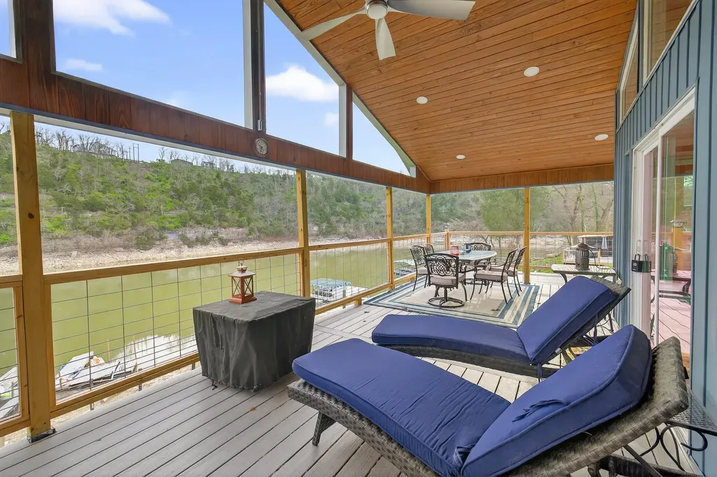 1768 Wells Landing Road Danville KY 40422