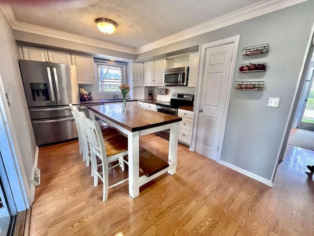 3441 Aldershot Drive Lexington KY 40503
