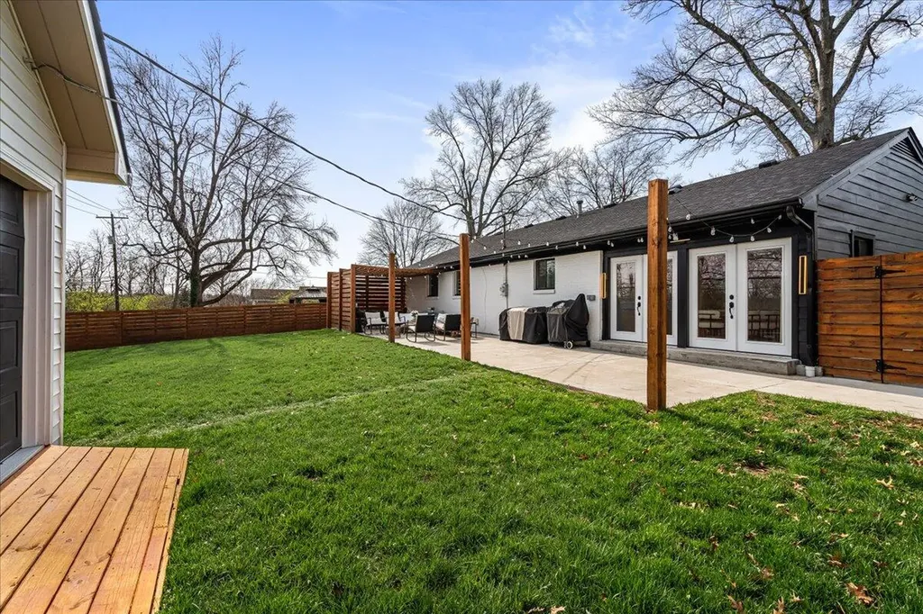1023 Claiborne Way Lexington KY 40517