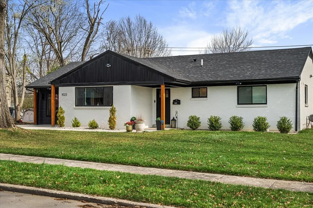 1023 Claiborne Way Lexington KY 40517