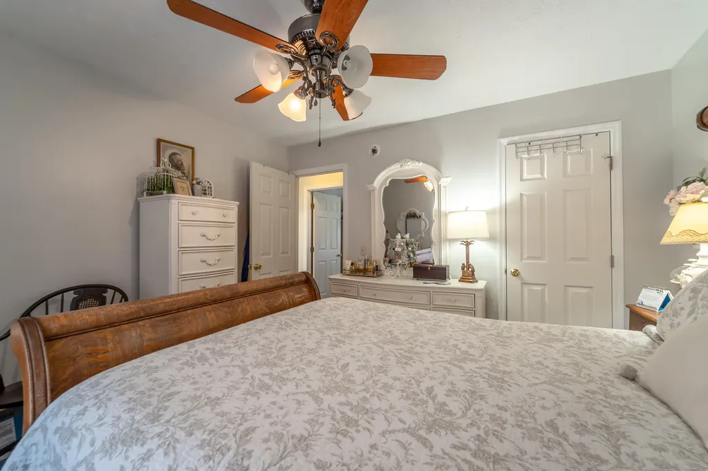 77 Scott Hill Road Irvine KY 40336