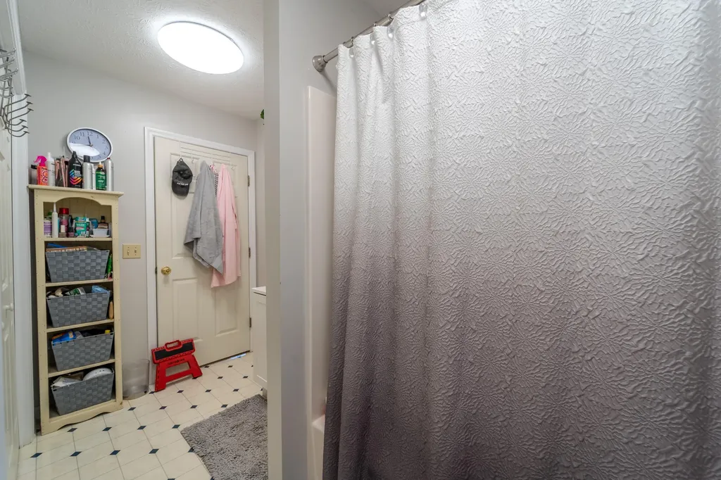 77 Scott Hill Road Irvine KY 40336