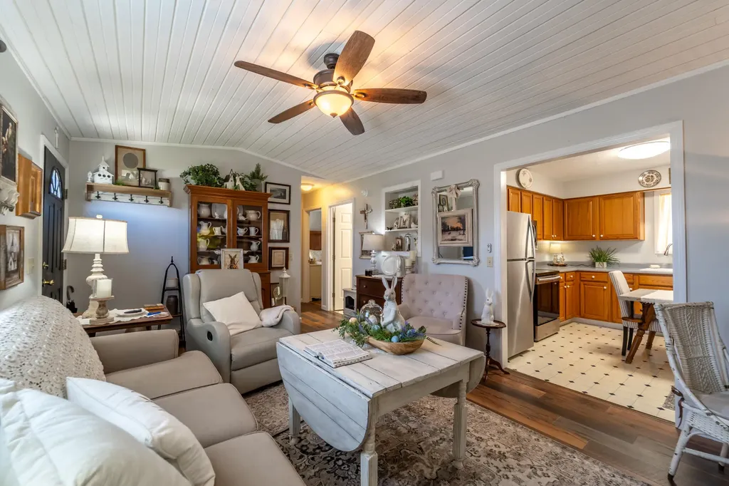 77 Scott Hill Road Irvine KY 40336