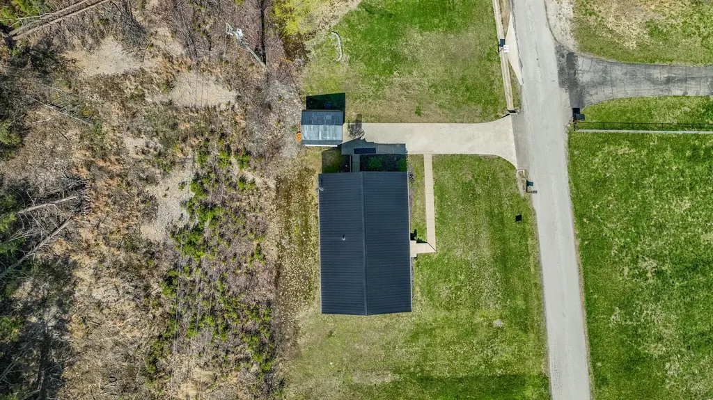 77 Scott Hill Road Irvine KY 40336