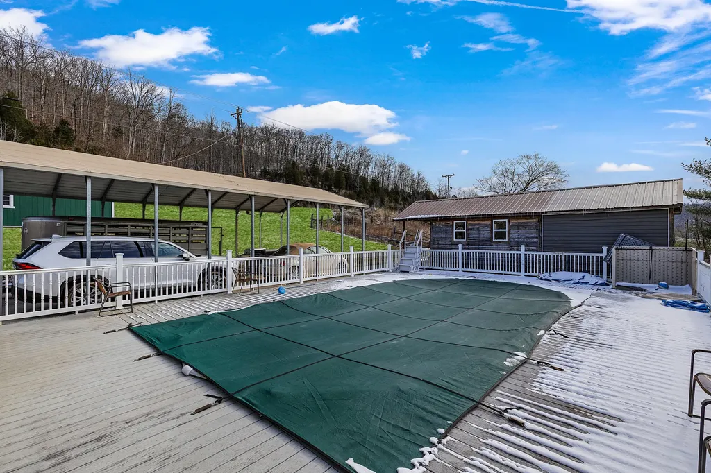 37 Westerfield Lane Vanceburg KY 41179