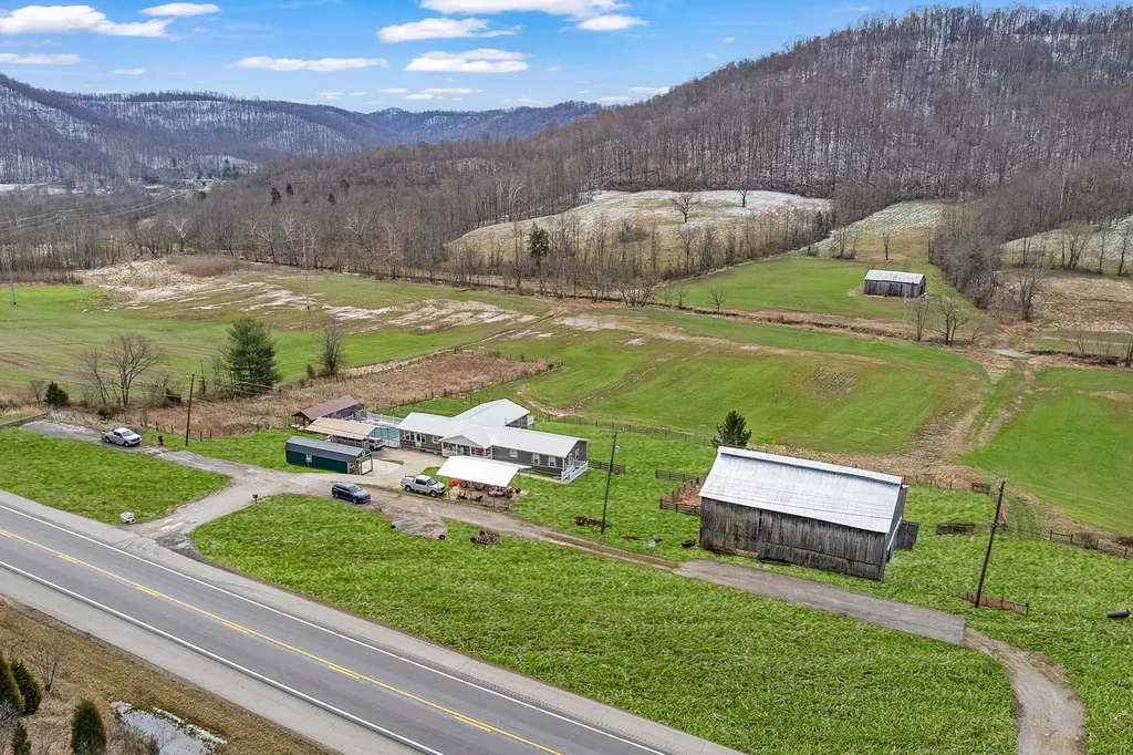 37 Westerfield Lane Vanceburg KY 41179