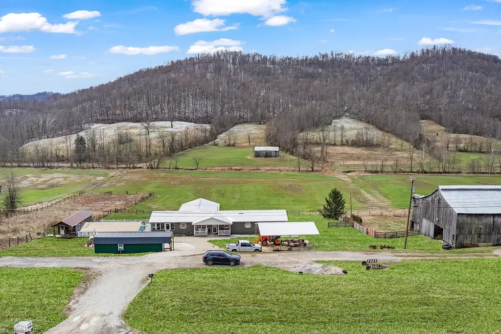37 Westerfield Lane Vanceburg KY 41179