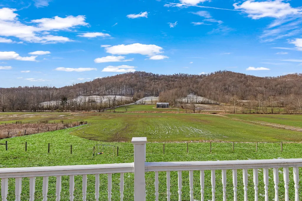 37 Westerfield Lane Vanceburg KY 41179