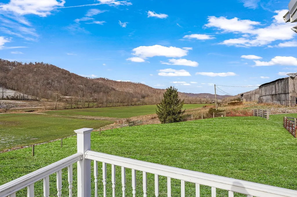 37 Westerfield Lane Vanceburg KY 41179