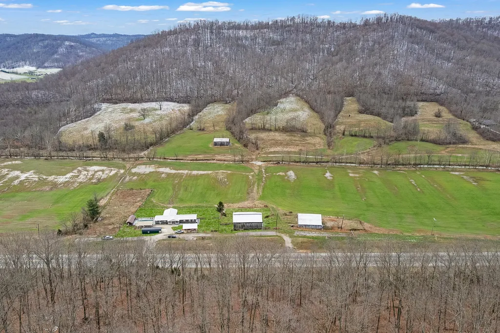 37 Westerfield Lane Vanceburg KY 41179