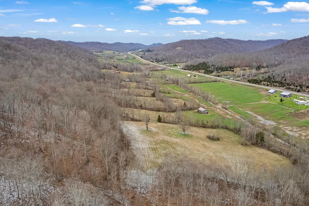 37 Westerfield Lane Vanceburg KY 41179
