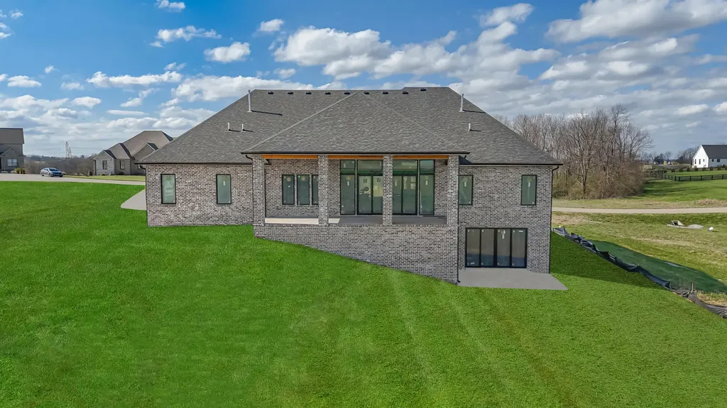 109 Peaceful Landing Wilmore KY 40390