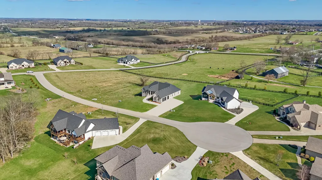 109 Peaceful Landing Wilmore KY 40390