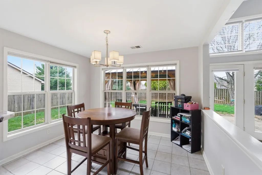 159 Irving Lane Georgetown KY 40324