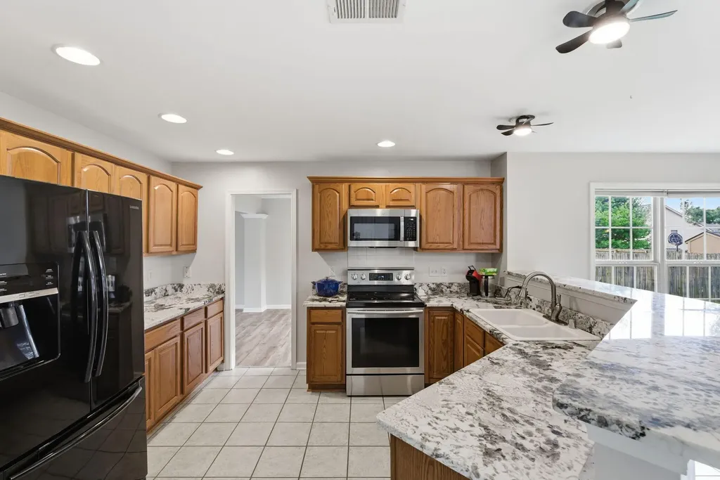 159 Irving Lane Georgetown KY 40324
