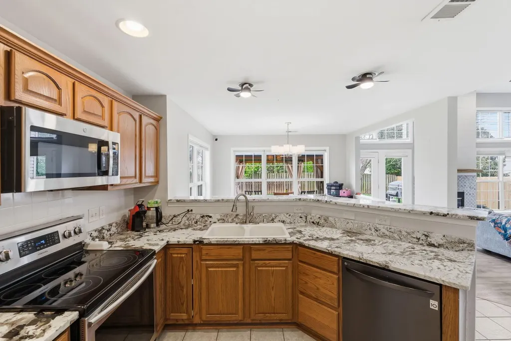 159 Irving Lane Georgetown KY 40324