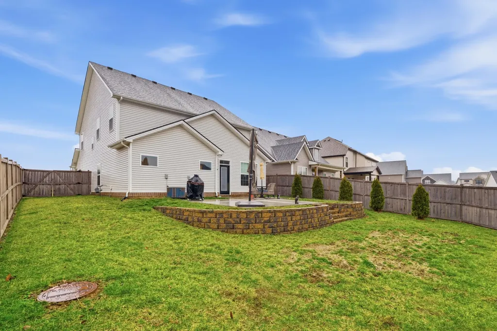 1276 Angus Trail Lexington KY 40509