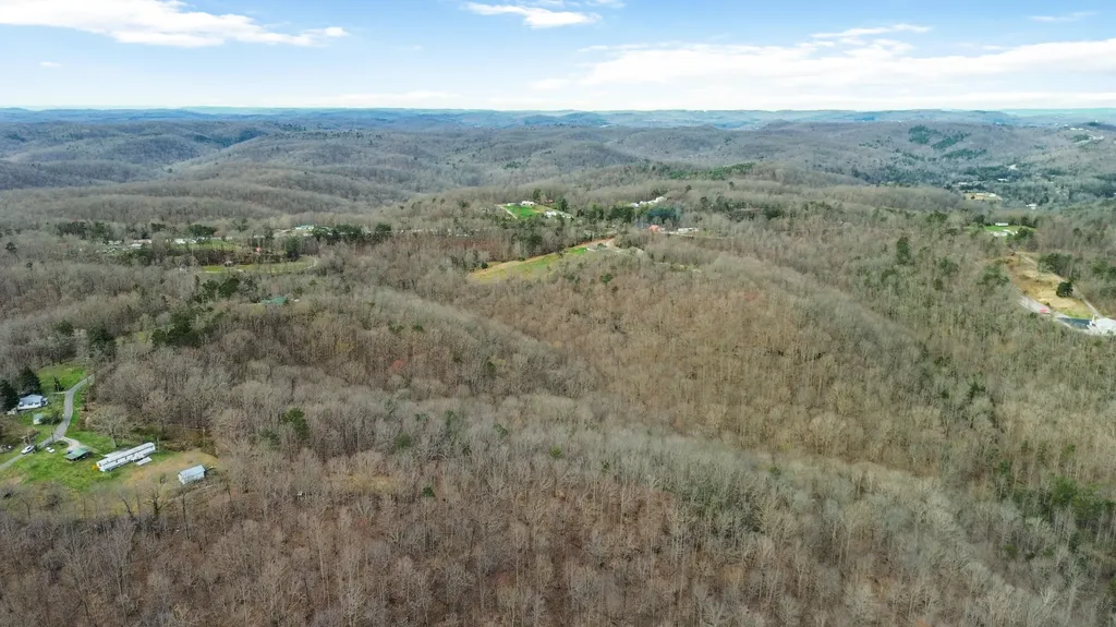 11 Acres Jeru Knob Road Burnside KY 42519