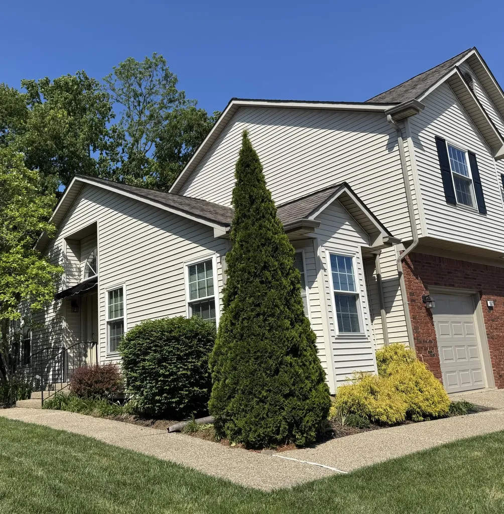 1517 Casper Court Lexington KY 40511