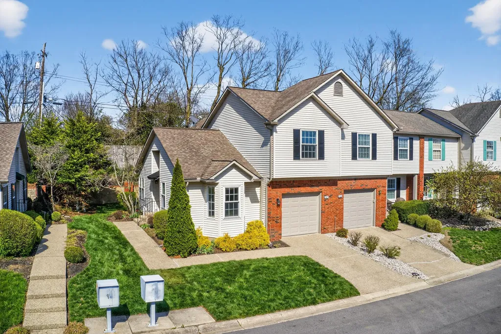 1517 Casper Court Lexington KY 40511