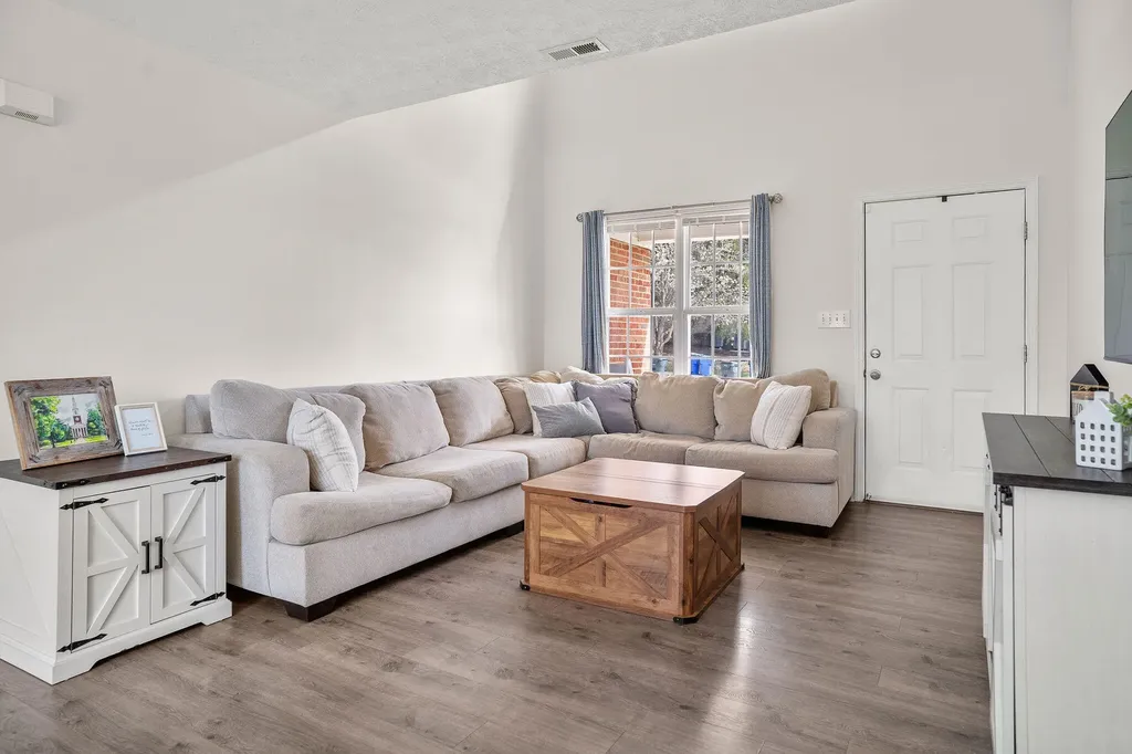 289 Lucille Drive Lexington KY 40511