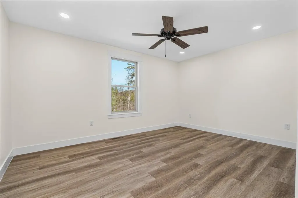 4 Barkers Branch Road Stanton KY 40380