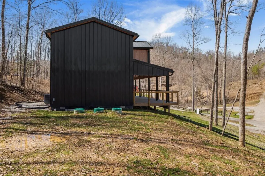 4 Barkers Branch Road Stanton KY 40380