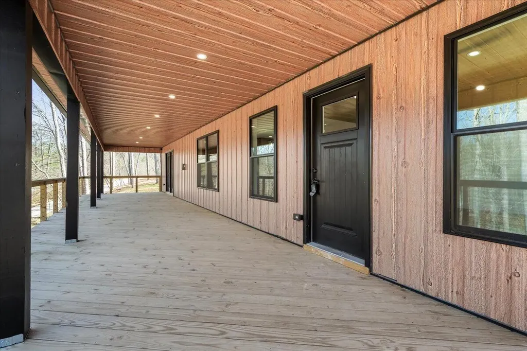 4 Barkers Branch Road Stanton KY 40380