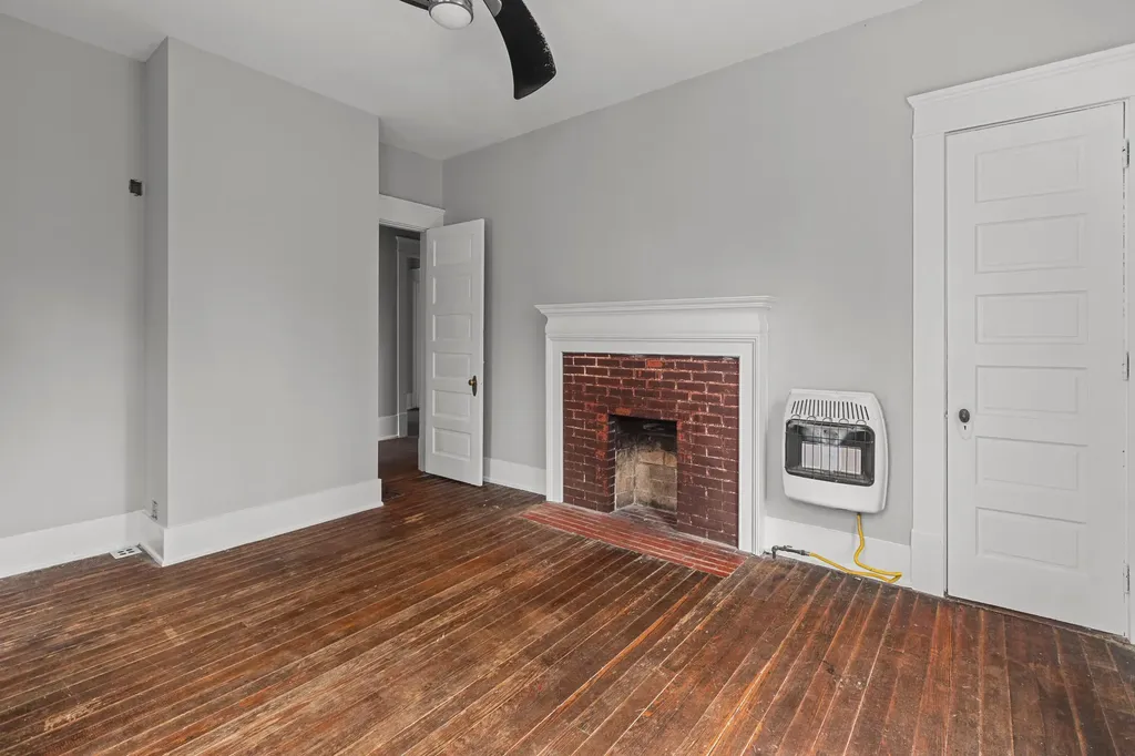 514 Wapping Street Frankfort KY 40601