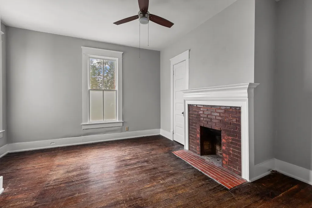 514 Wapping Street Frankfort KY 40601