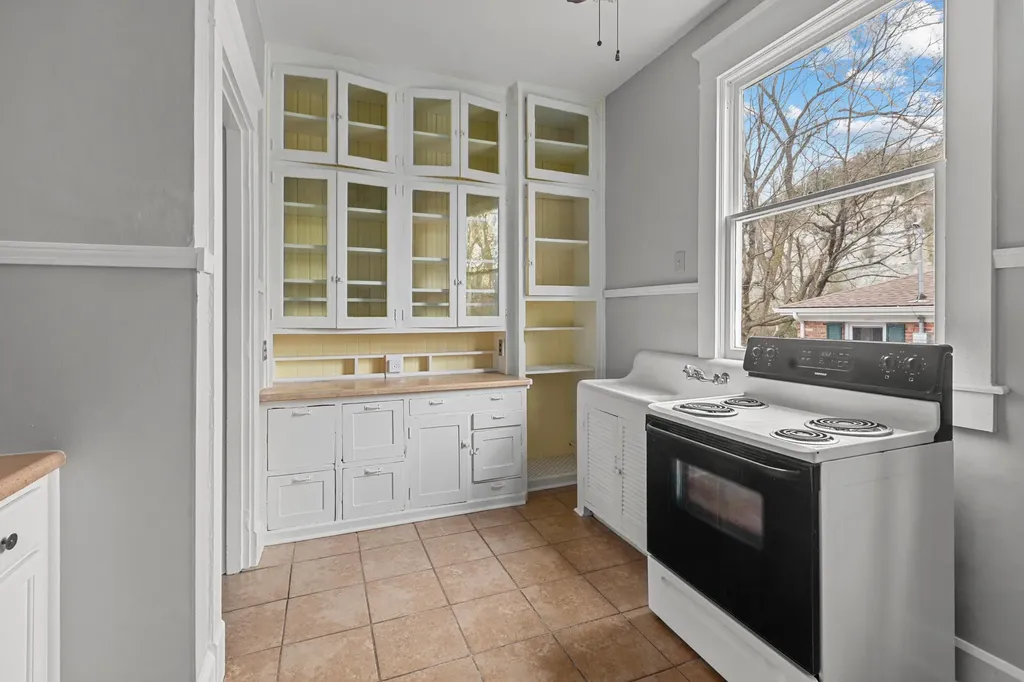 514 Wapping Street Frankfort KY 40601
