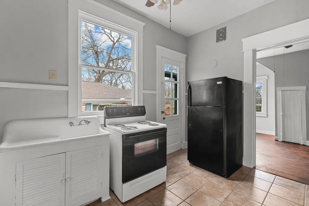 514 Wapping Street Frankfort KY 40601