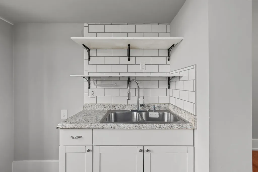 514 Wapping Street Frankfort KY 40601