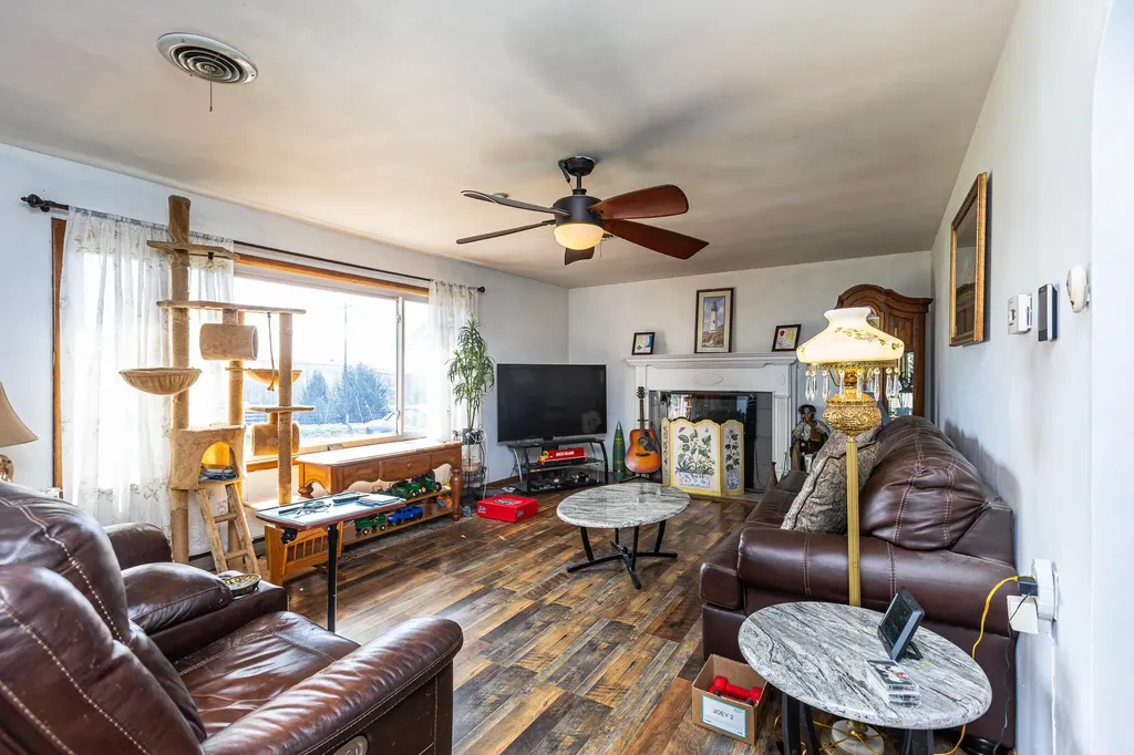 4888 Willailla Road Brodhead KY 40409