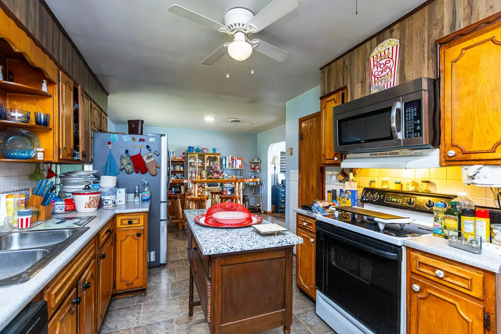 4888 Willailla Road Brodhead KY 40409