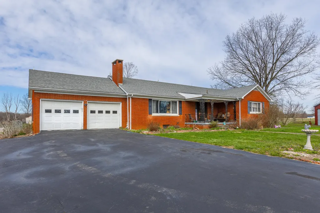4888 Willailla Road Brodhead KY 40409