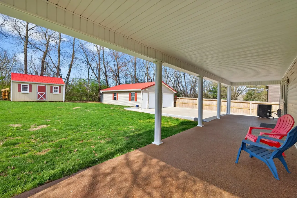 1604 Kennedy Bridge Road Harrodsburg KY 40330