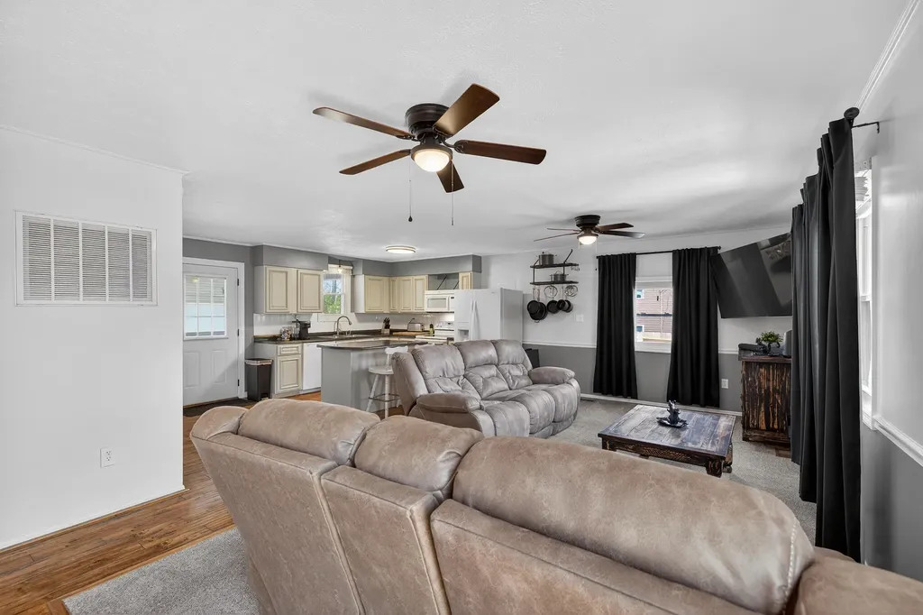 1604 Kennedy Bridge Road Harrodsburg KY 40330