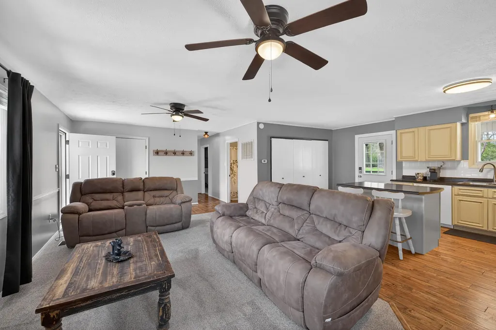 1604 Kennedy Bridge Road Harrodsburg KY 40330