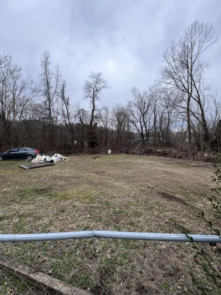 406 Kentucky Route 233 Gray KY 40734