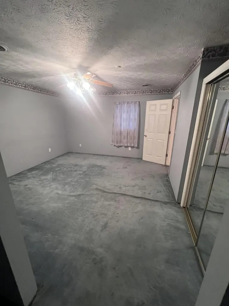 406 Kentucky Route 233 Gray KY 40734