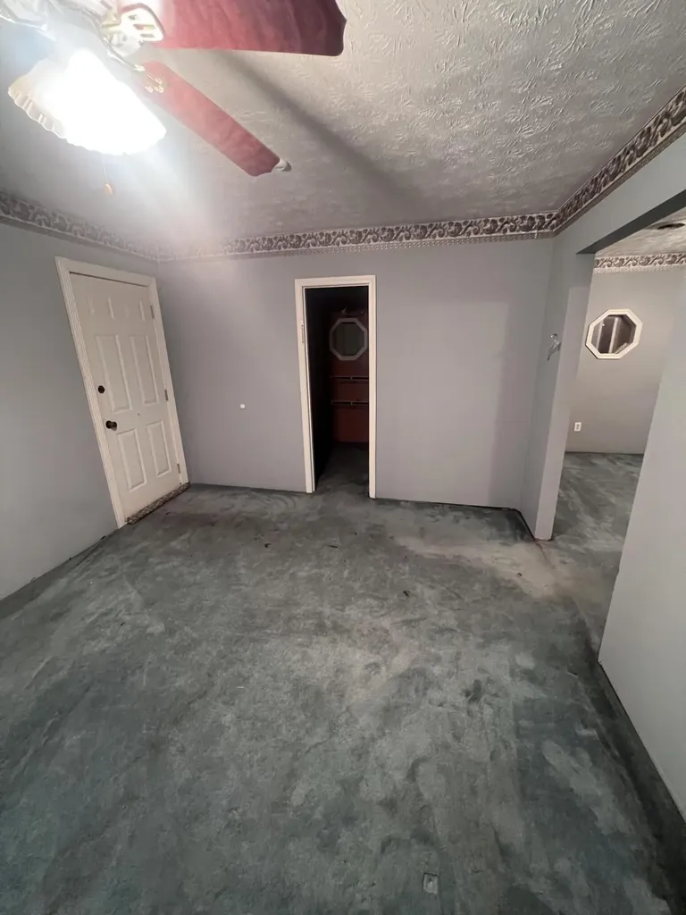 406 Kentucky Route 233 Gray KY 40734