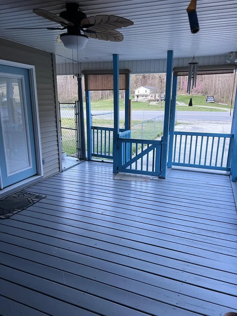 406 Kentucky Route 233 Gray KY 40734