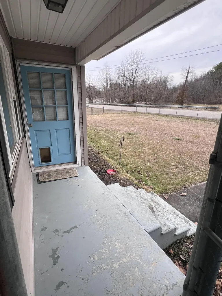 406 Kentucky Route 233 Gray KY 40734
