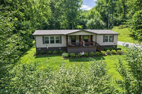 20 Tan Trough Hollow Road Evarts KY 40828
