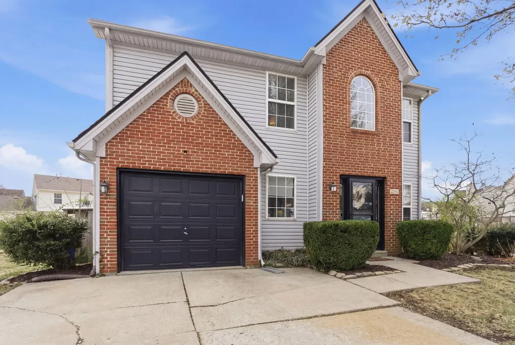 2224 Arthur Way Lexington KY 40509