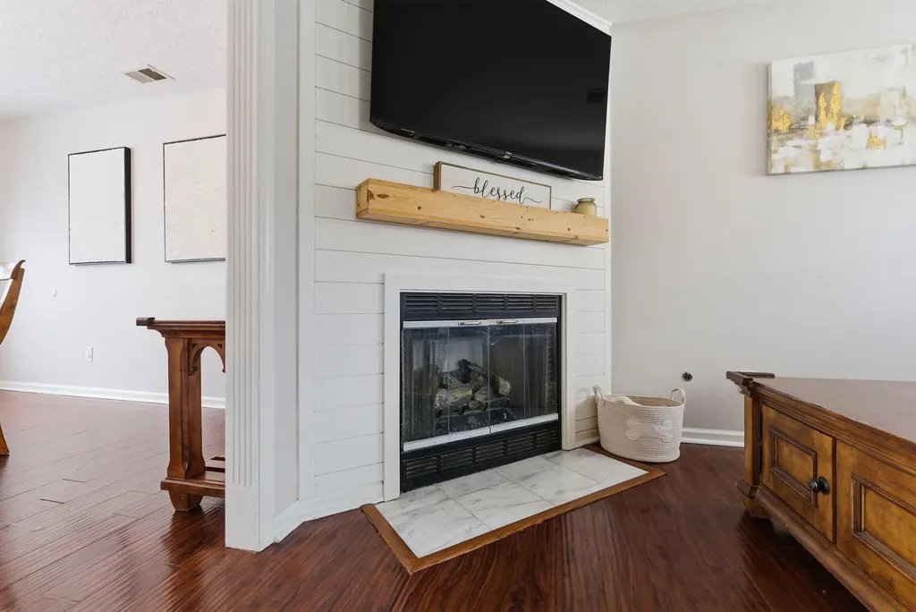 2224 Arthur Way Lexington KY 40509